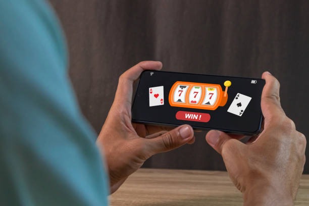 lucubet user Mobile user and Brand